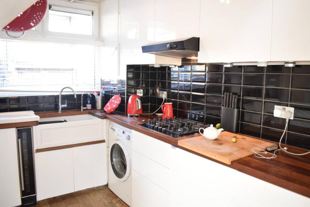 Modern 3 Bedroom In Brixton Appartement Londen