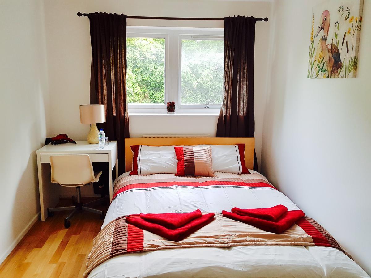 Guest house Mudchute