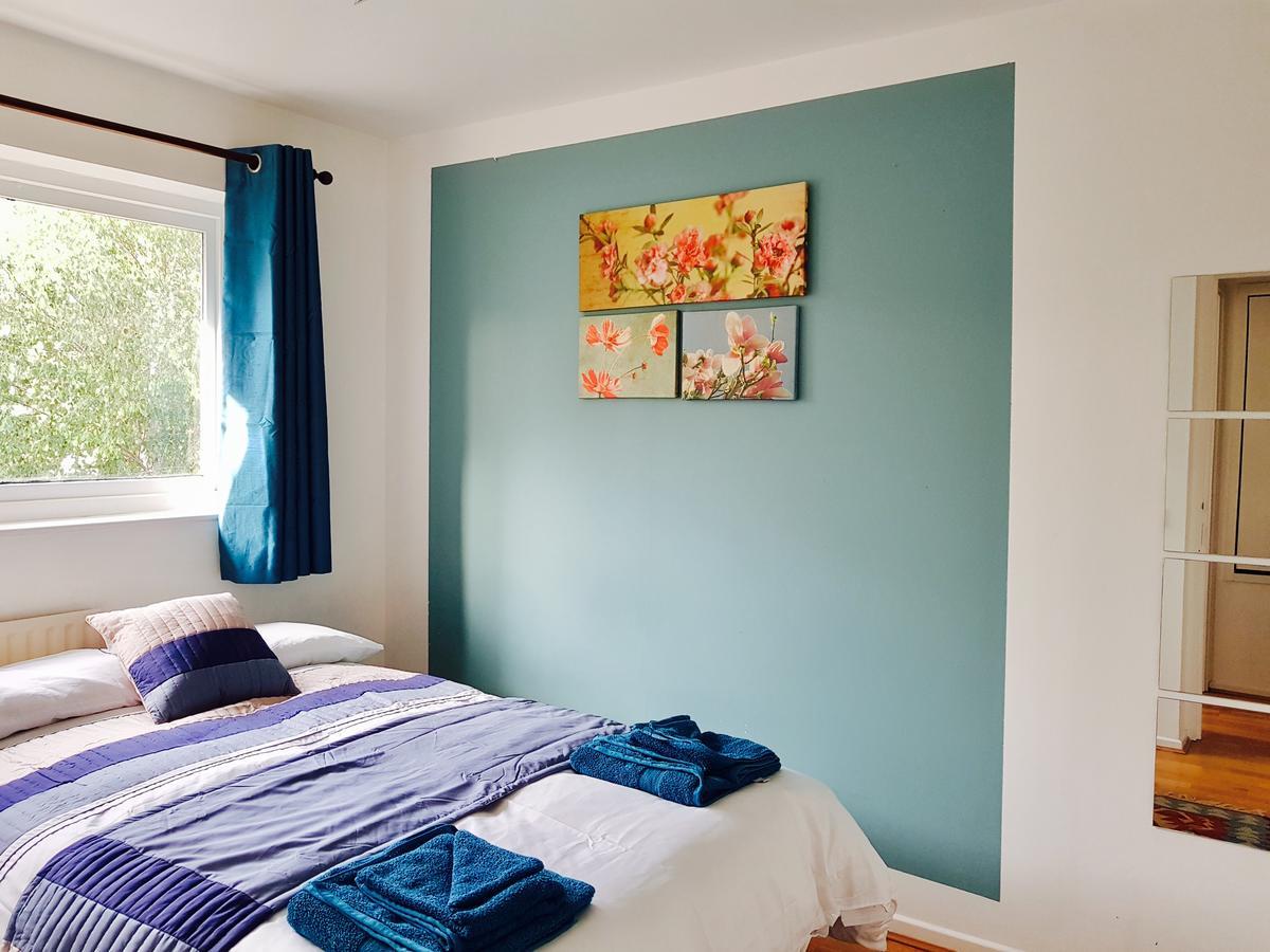 Mudchute Guest house *
