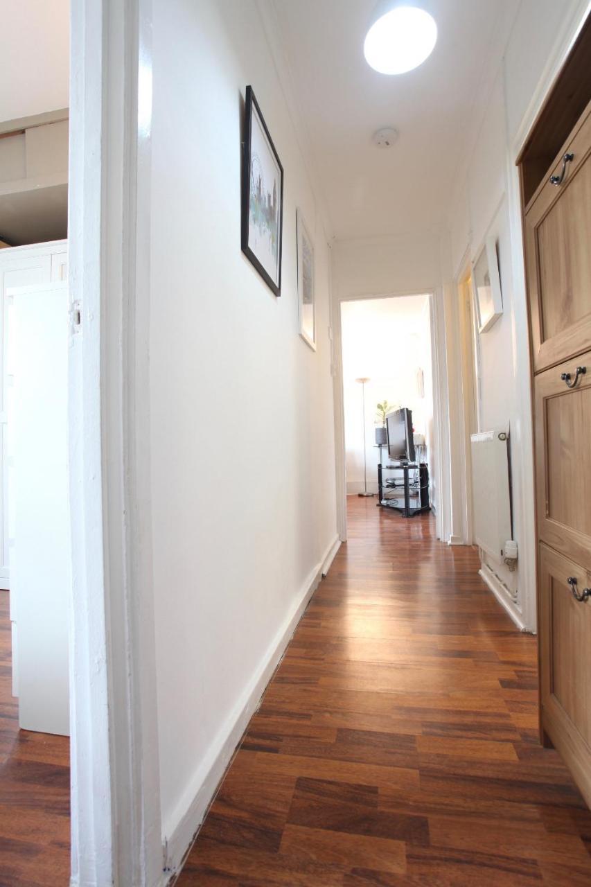 Leilighet Chelsea Off Kings Road One Bedroom With Balcony *