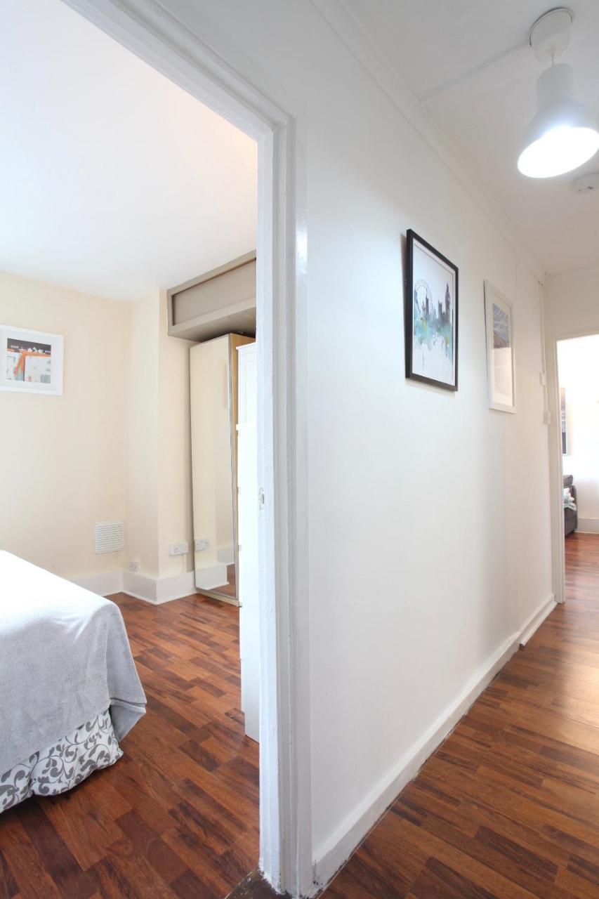 Chelsea Off Kings Road One Bedroom With Balcony London