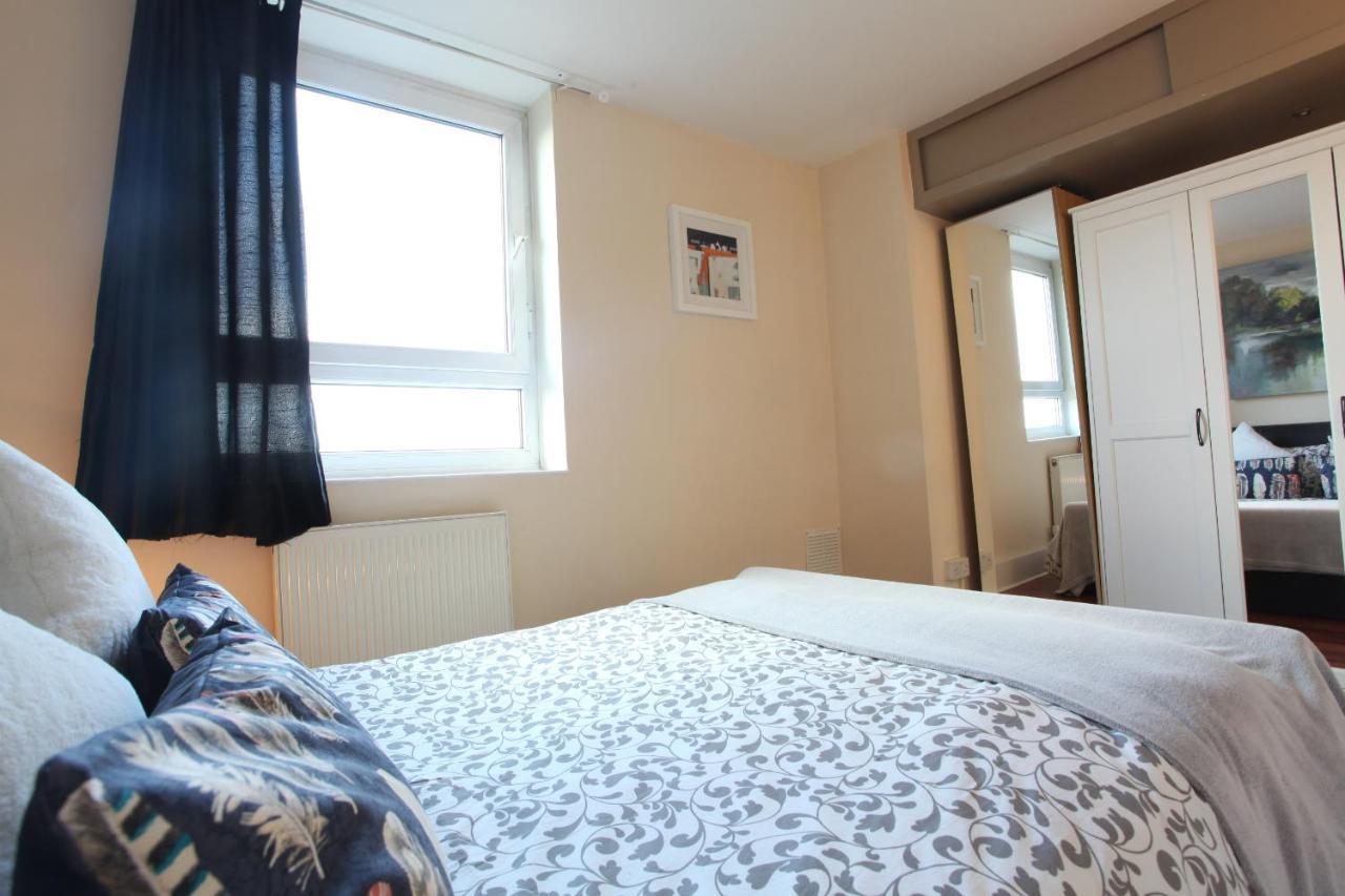 Chelsea Off Kings Road One Bedroom With Balcony * London