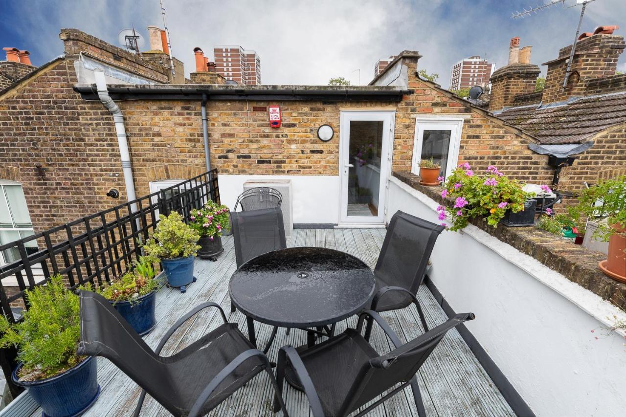 Apartment Joivy Stunning 3 Bed, 2 Bath House With Garden And Rooftop Terrace