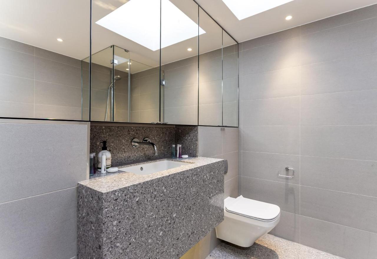 Greek Street Penthouse Apartment London