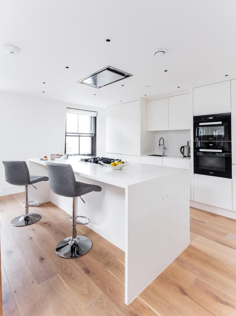 Greek Street Penthouse Apartment London