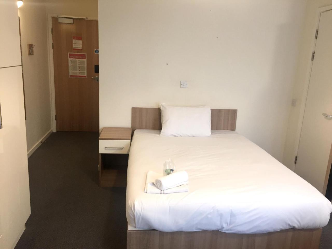 Ensuite Rooms, Southwark - Sk * London