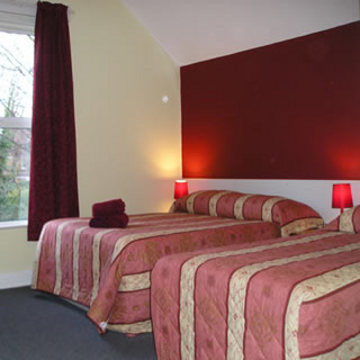 Abbey Bed & Breakfast 2*