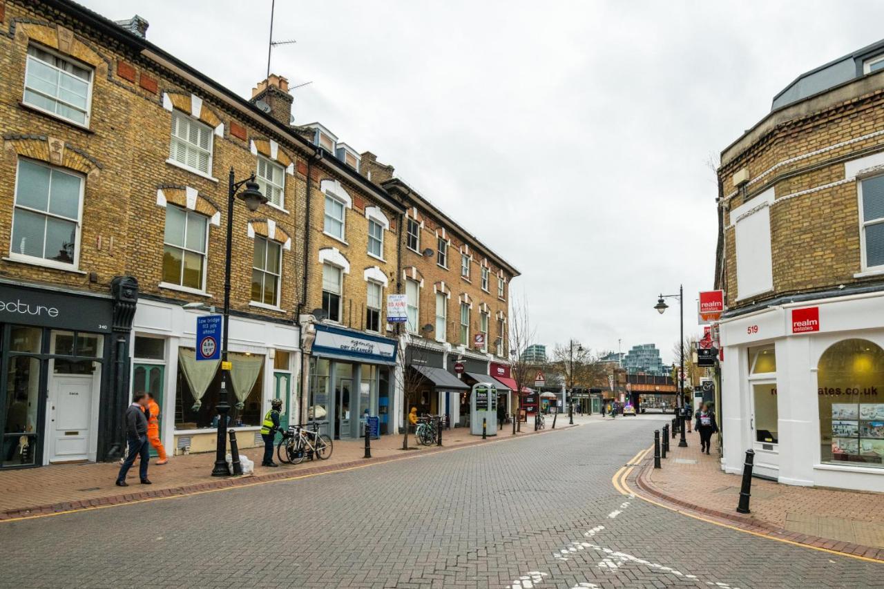 Immaculate Designer In Wandsworth London