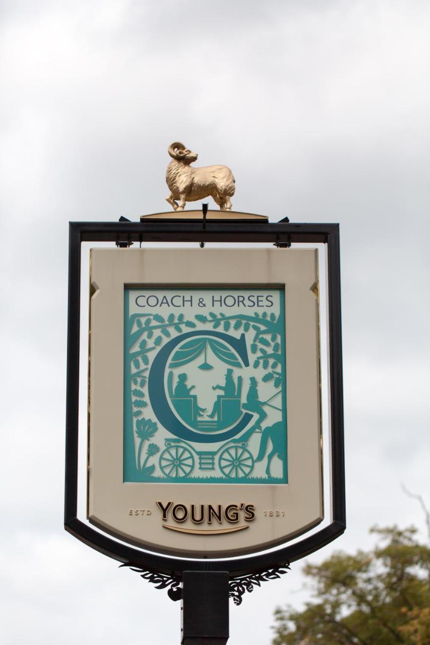Coach & Horses Hotel 3*