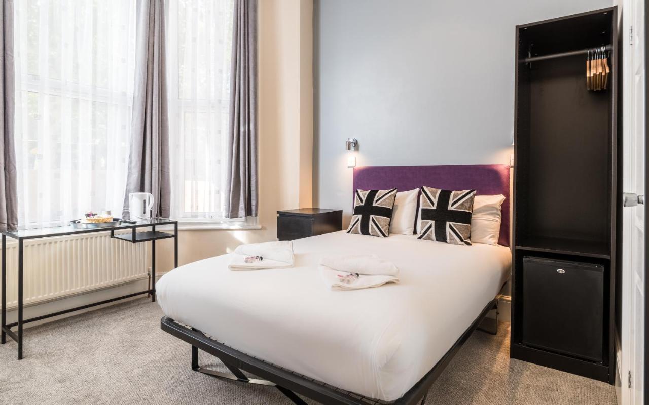 Hellenic By Saba Hotell 3*