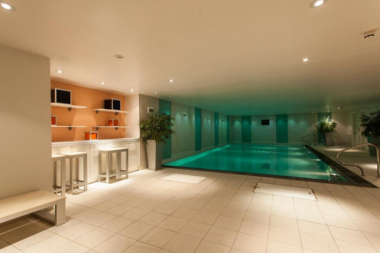 Discovery Dock Apartment London