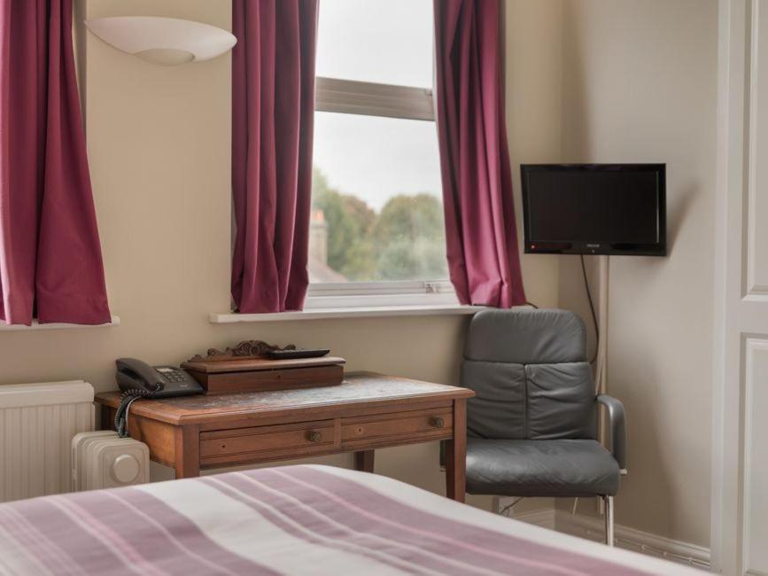 Brook Hotel