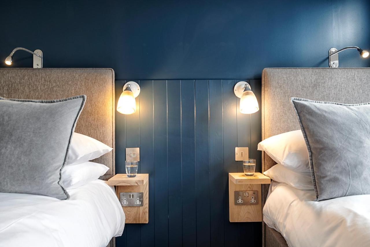 Inn The Bridge Pub & 4*