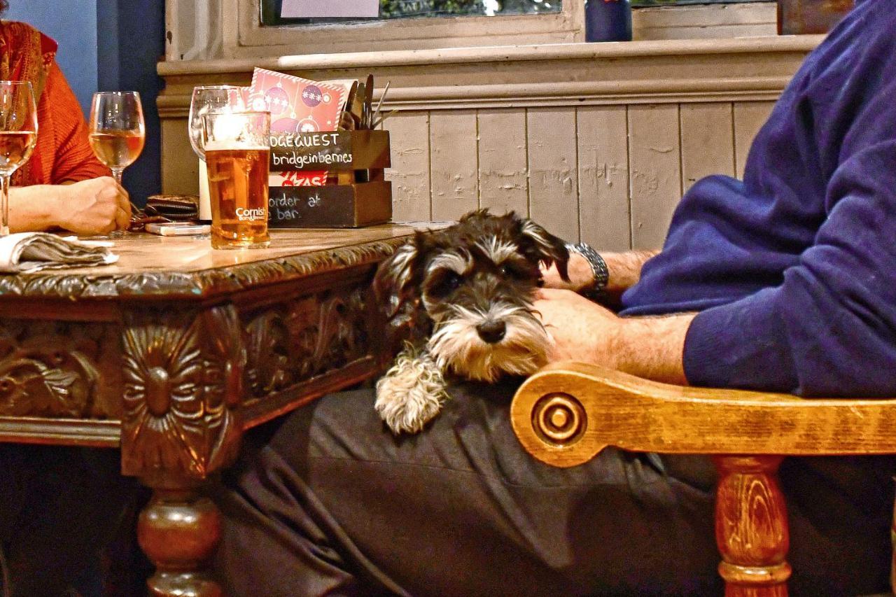 Inn The Bridge Pub &