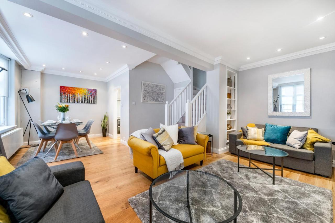 Victoria Mews House - By Sojourn Apartment