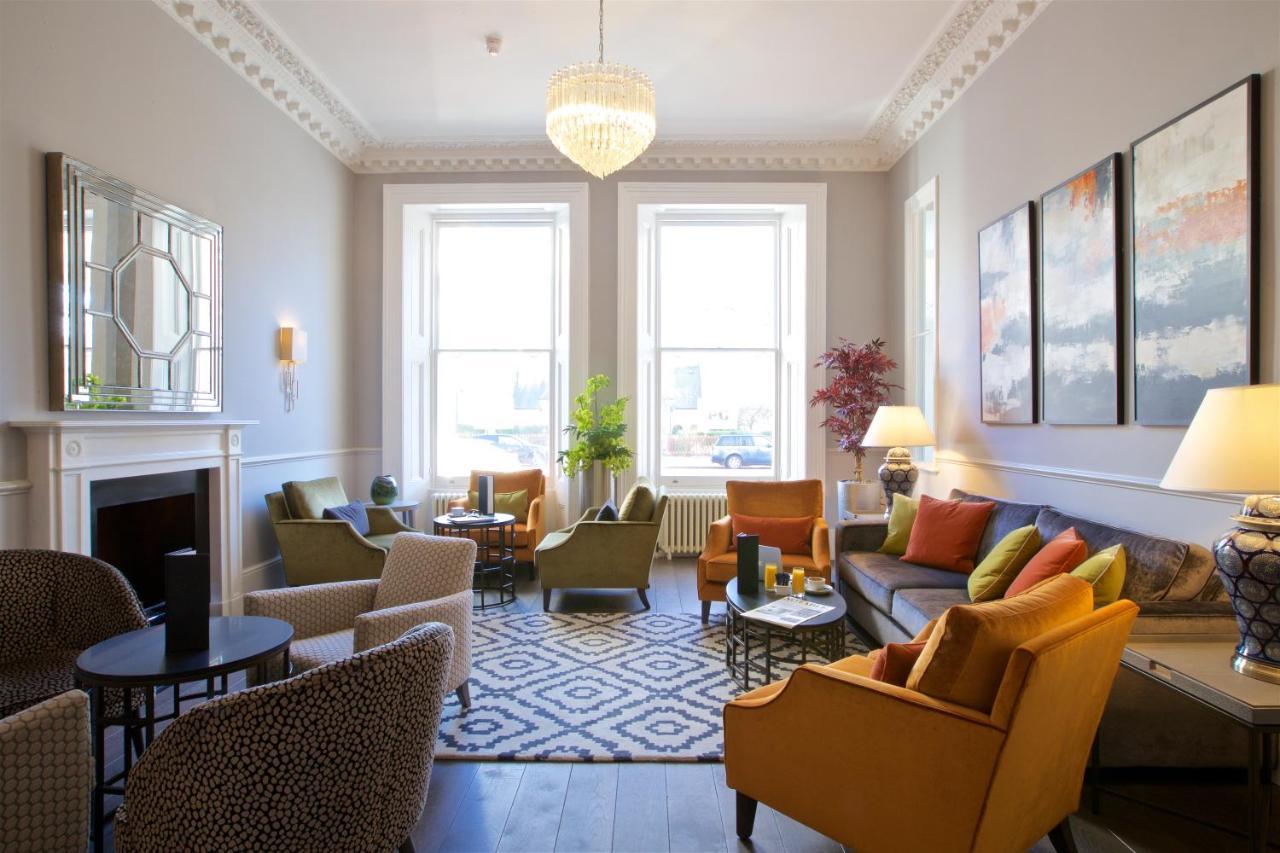 54 Queen's Gate Hotell 4*