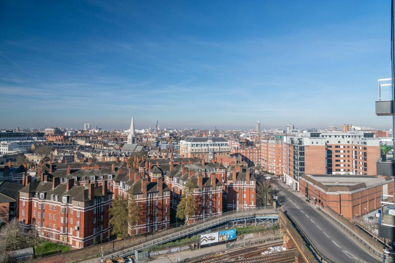 Modern Family Close To Victoria Station By Underthedoormat Apartment *
