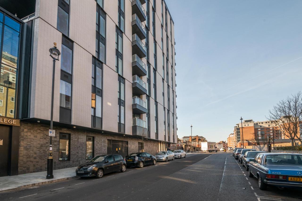 Modern Family Close To Victoria Station By Underthedoormat Apartamento