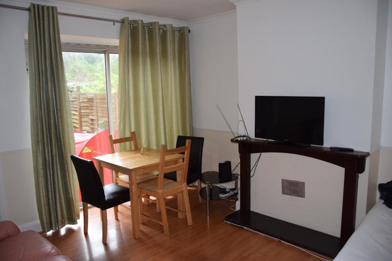 Apartment Sandhurst London