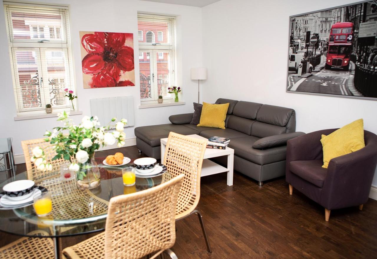 2, Trafalgar Square 2nd Floor By Indigo Flats *