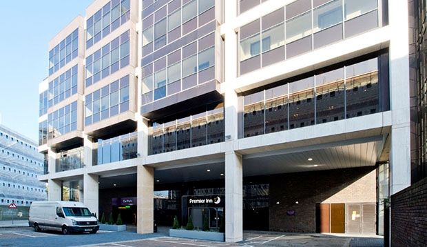 Premier Chiswick 3* London