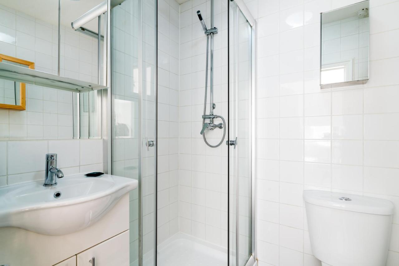 Guestready - Central Studio Flat In Victoria Perfect Location! London