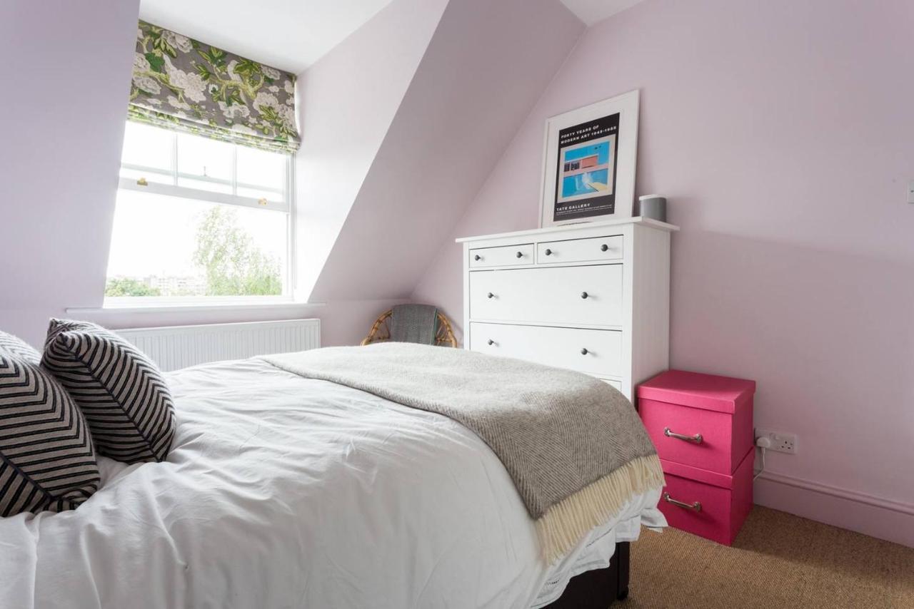 Delightful 1 Bed In Shepherd's Bush London