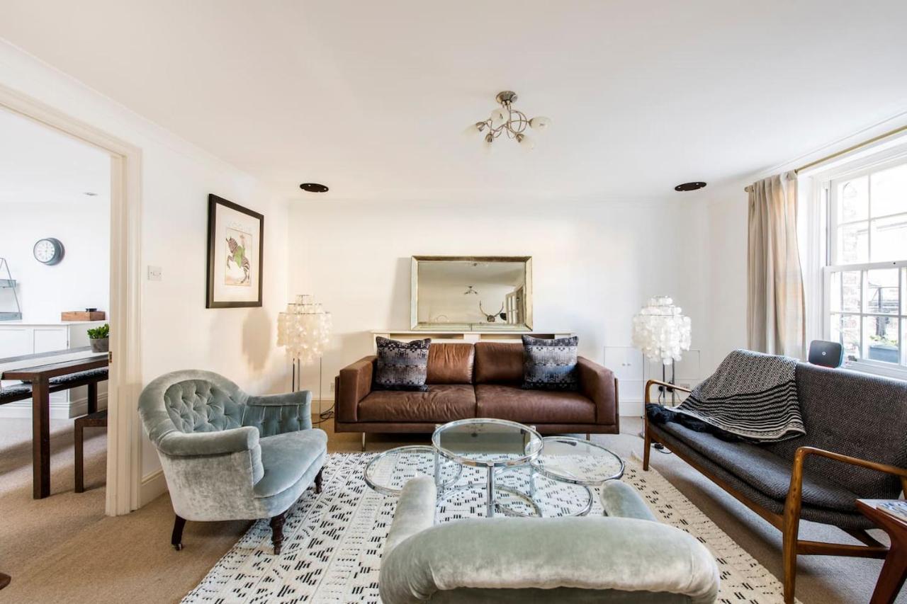 Apartment Idyllic Mews In Fantastic Location! London