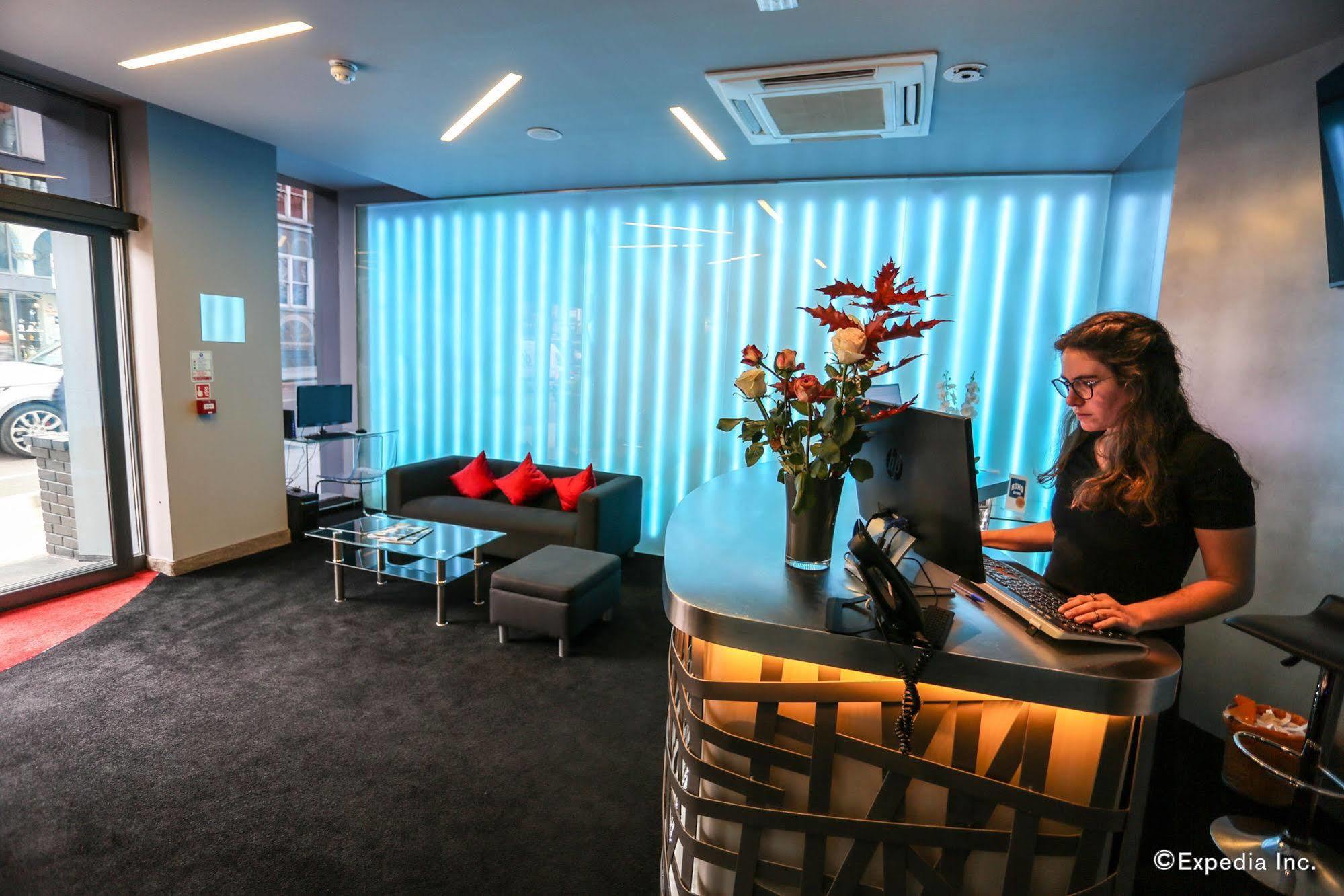 Hotell The Bryson 4*