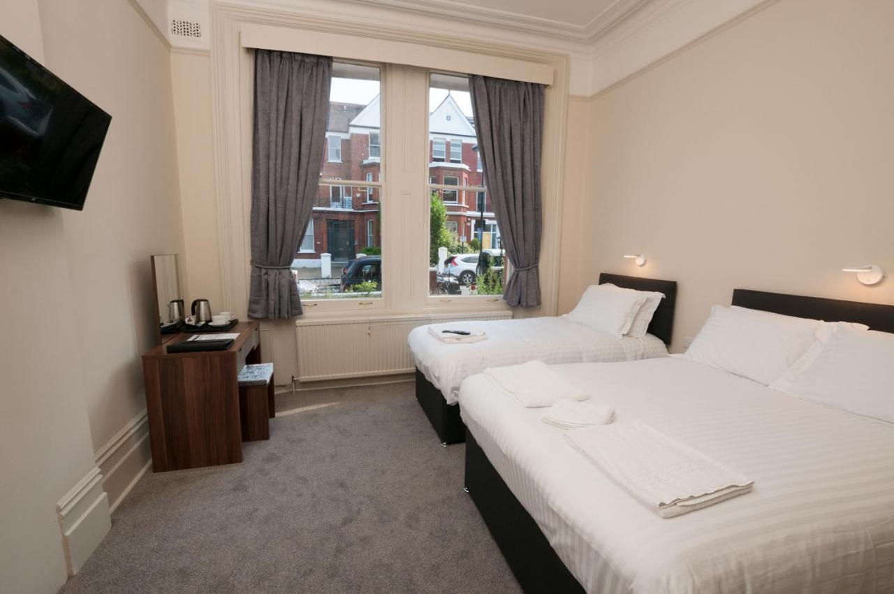 Guest house Dawson House London