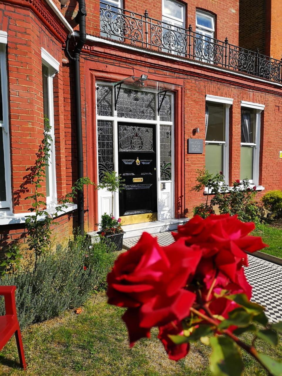Guest house Dawson House London