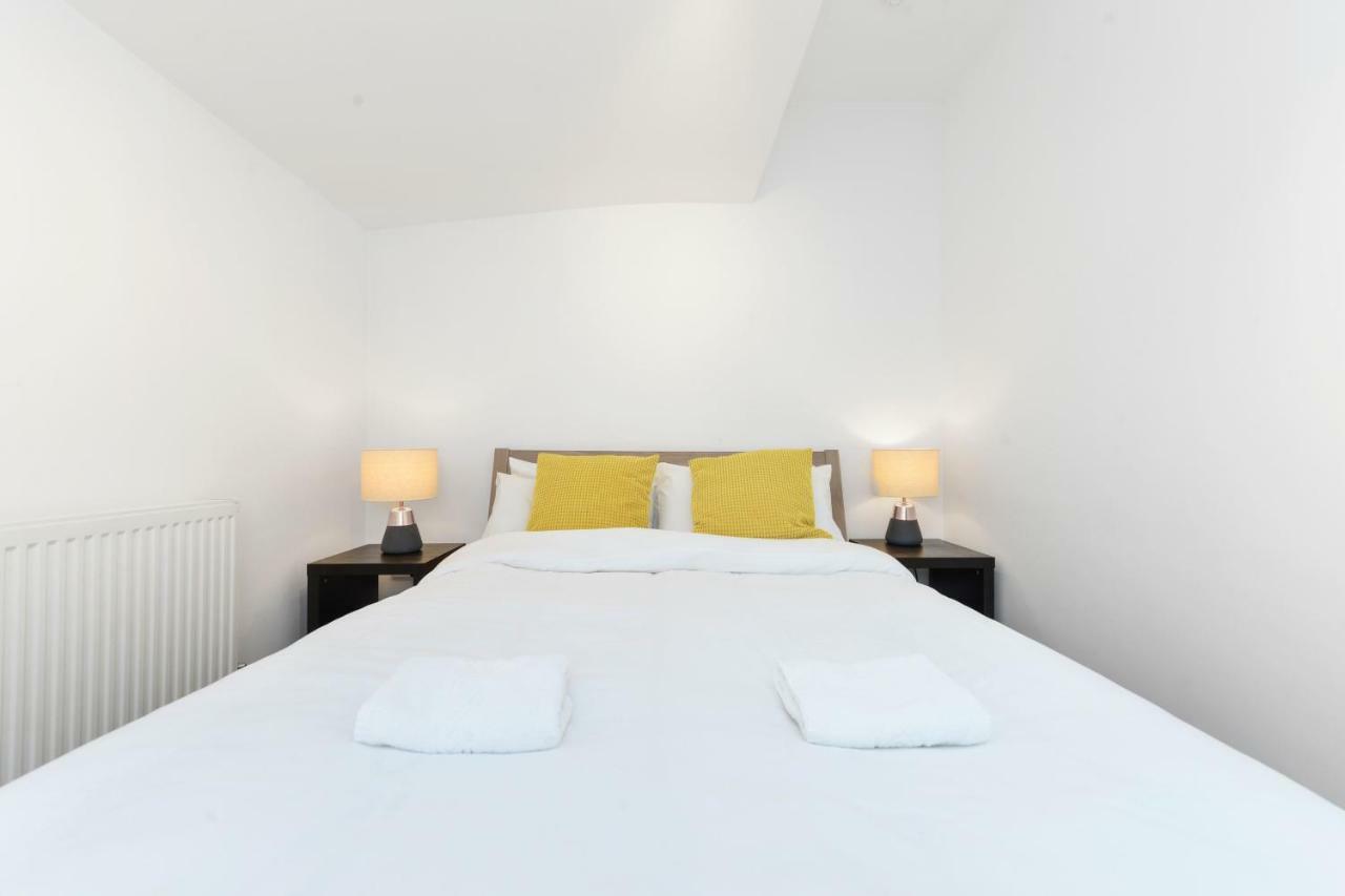 Apartment Prime. Vision. Living. *