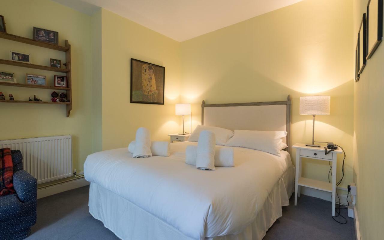 44a Palace Gardens Terrace London