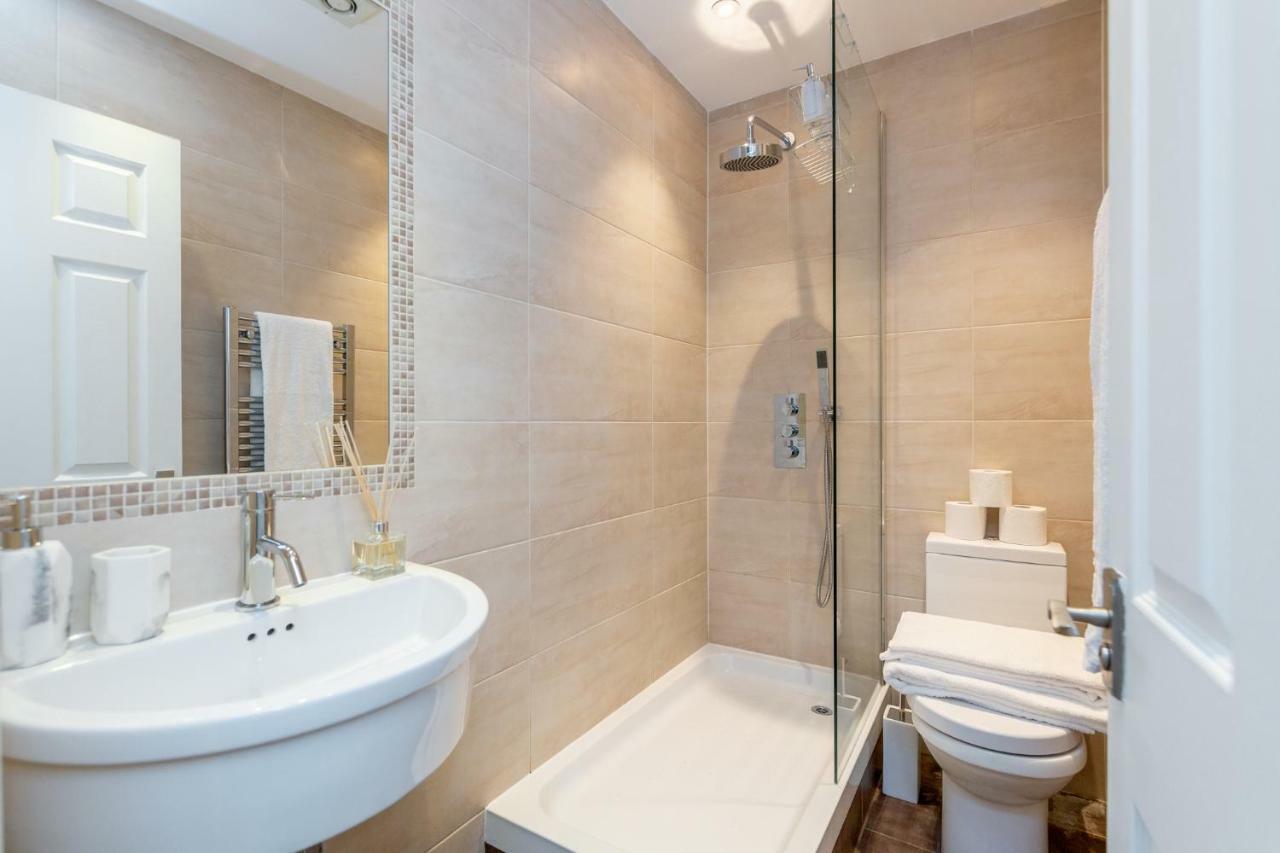 Appartement Elegant 3bed In Kensington Olympia Londen