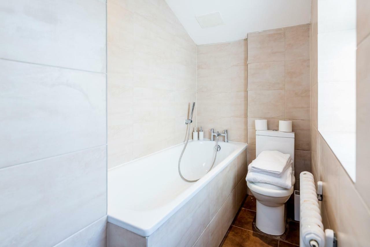 Elegant 3bed In Kensington Olympia * Londen