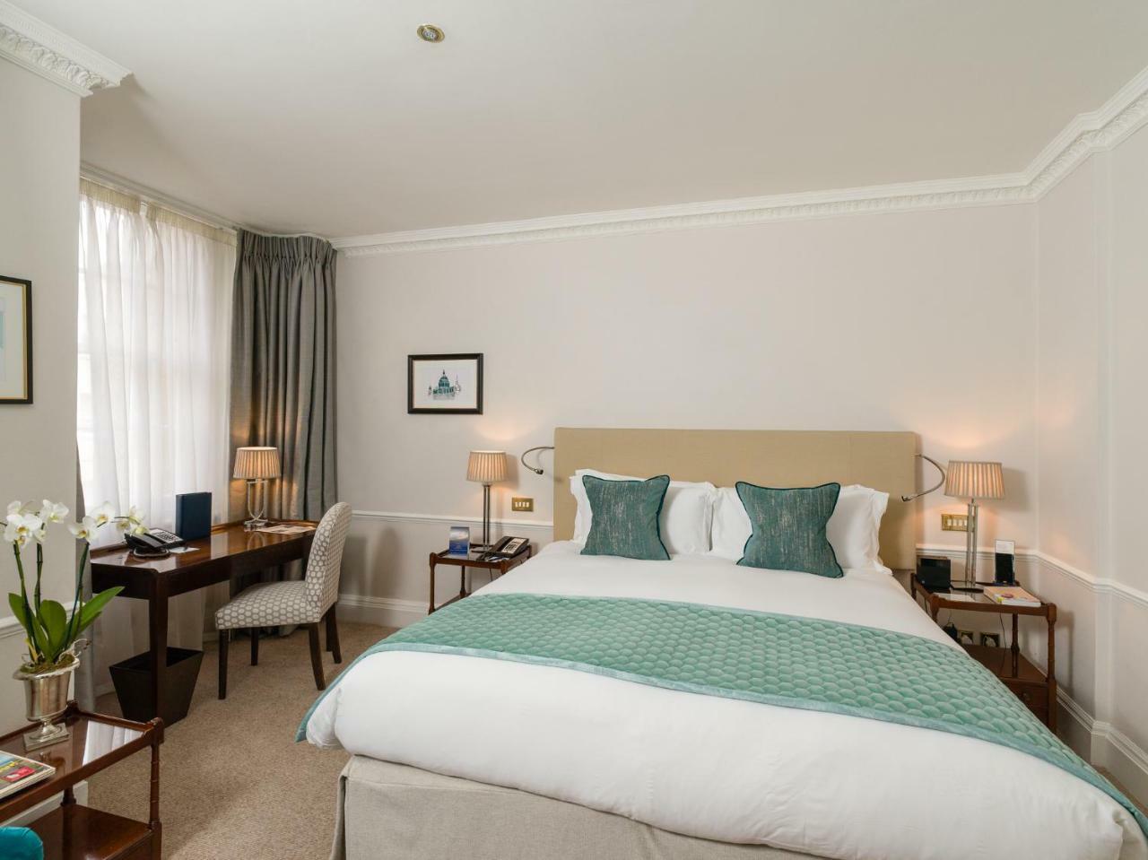 Dukes Hotell