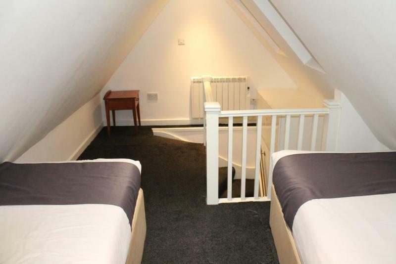 Clapham South Dudley Hotel
