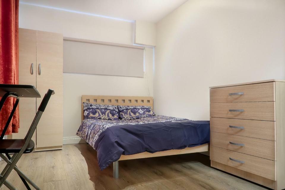 Saltwell Street Deluxe En Homestay London