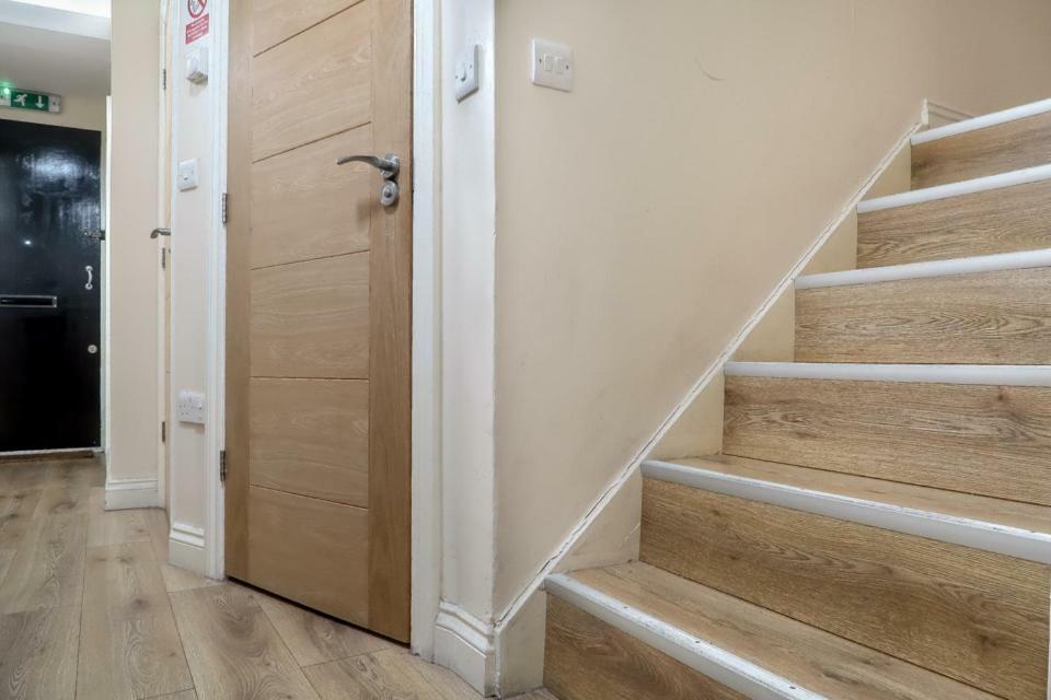Saltwell Street Deluxe En Homestay *