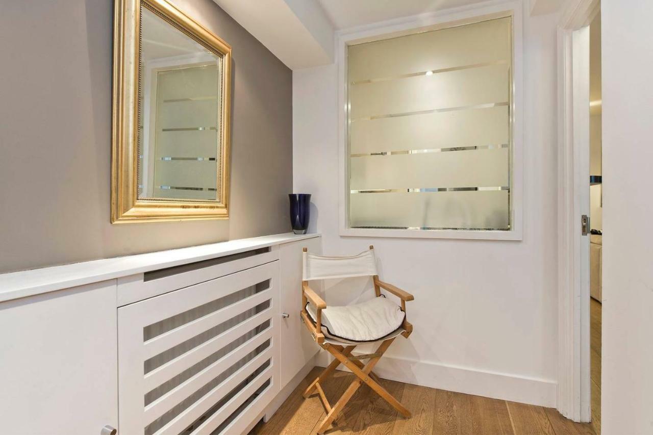 Fantastic 3 Bed In Earls Court *