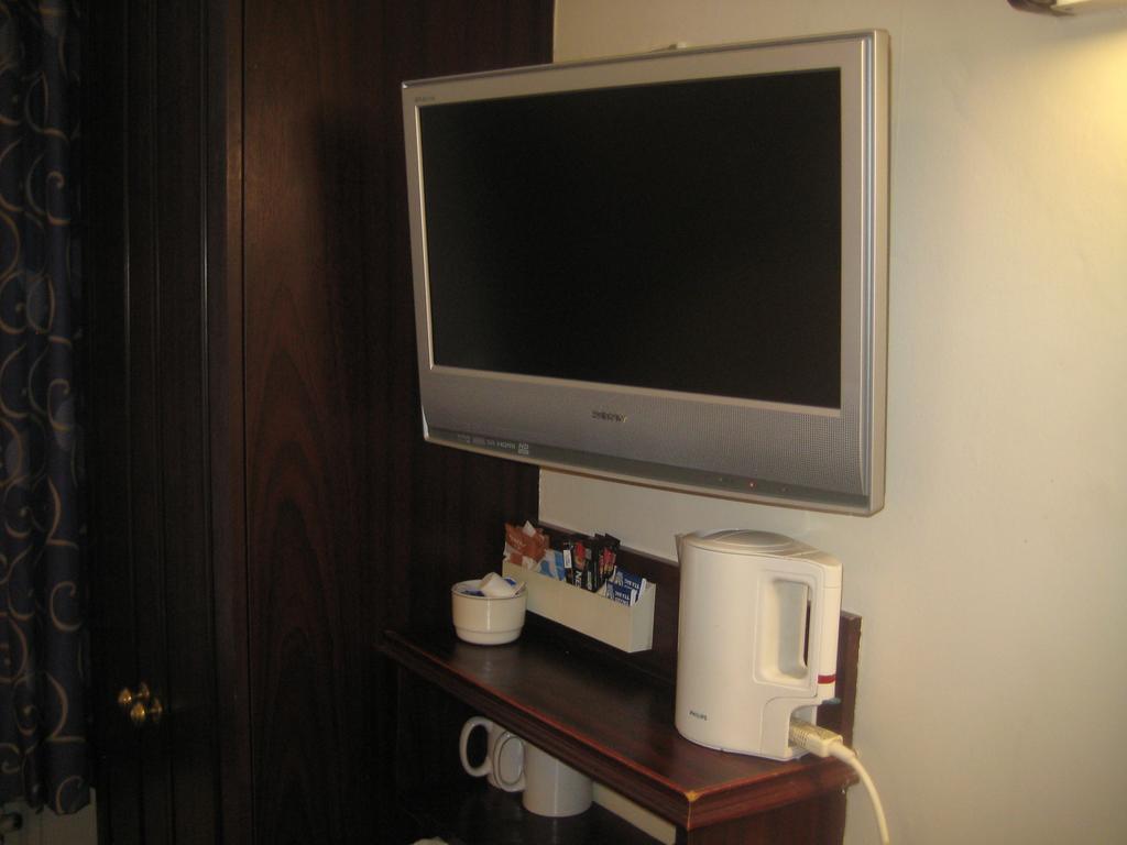 Hallam Hotel