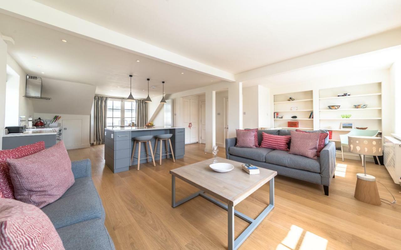 Dawson Place London