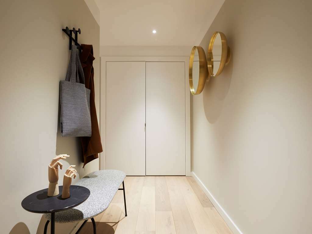 Camden Apartment *