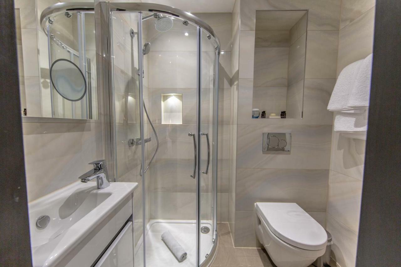 The Crescent Hyde Park 4*