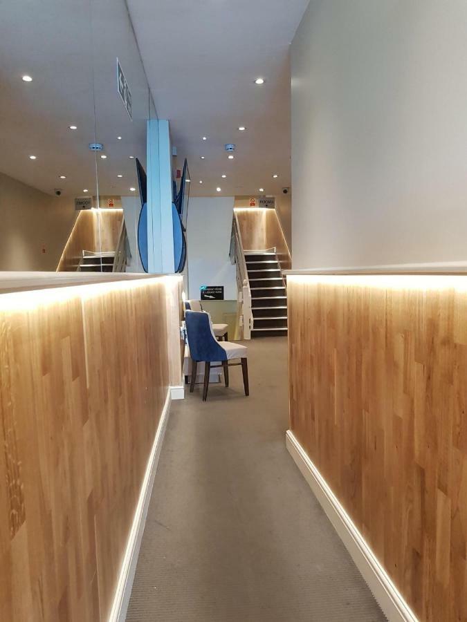 Apartment 44 Craven Road London