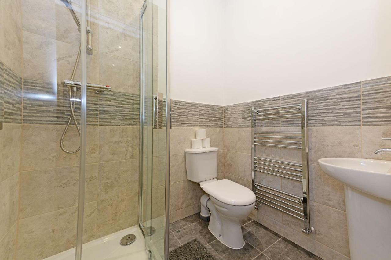 Grand Fulham Apartment *