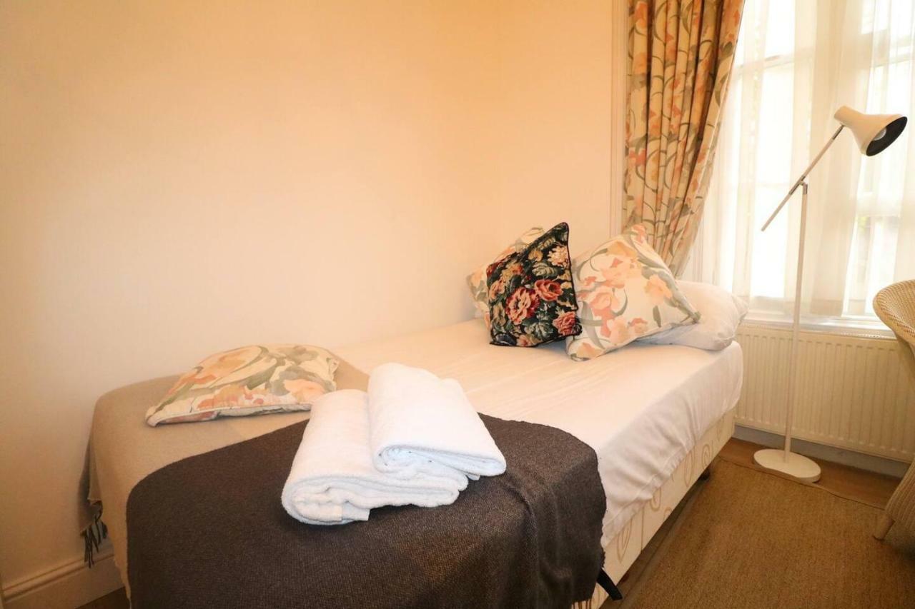 Fabulous Split Level Studio Hyde Park H3 London
