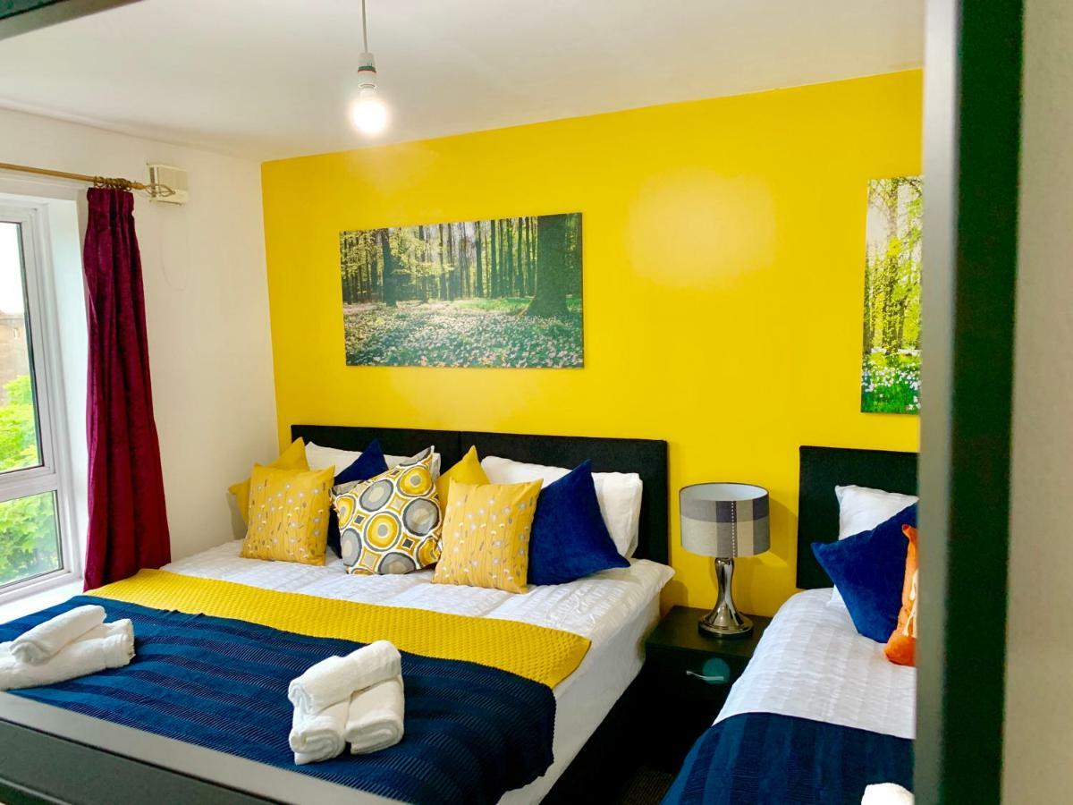 Leilighet 2 Bedrooms Modern Apartment, Lounge, Full Kitchen, Balcony, 5 Minutes Stratford Station *