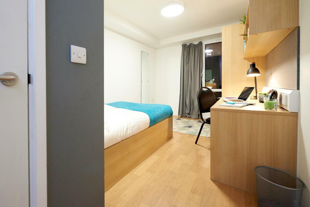 Consort Village 3* London