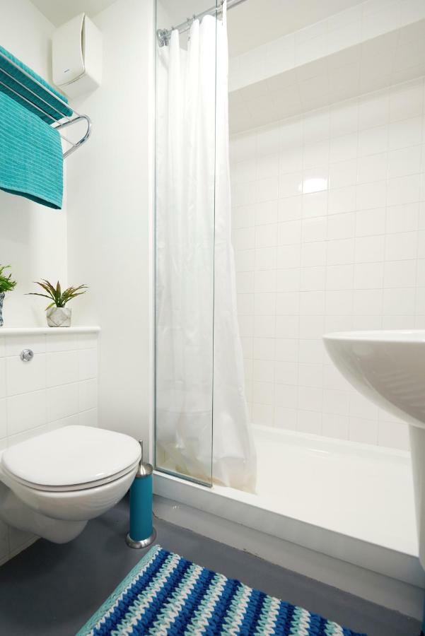 Consort Village Hotel 3*